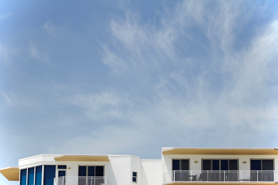 Outer Banks Pest Control Tips for Vacation Rentals and Beach Homes