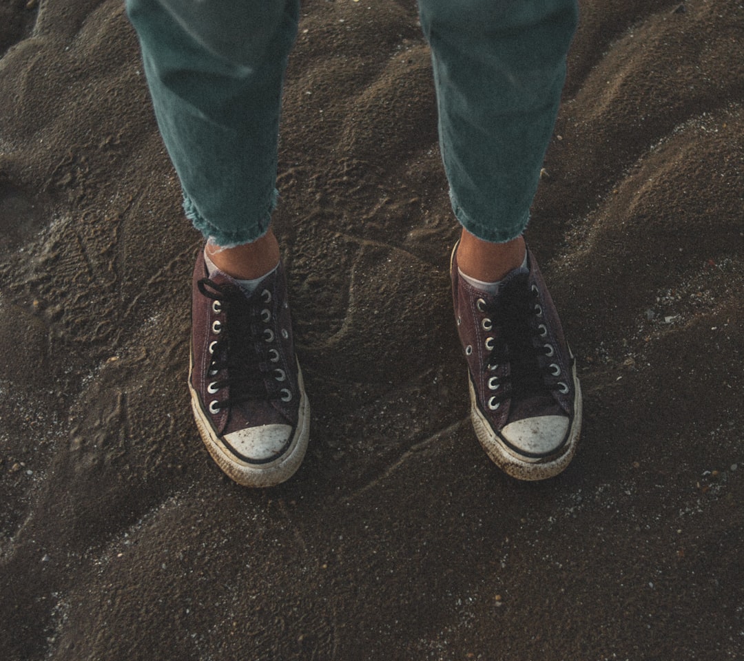 The Best Outer Banks Shoes for Sand, Sun, and Exploring the Coast