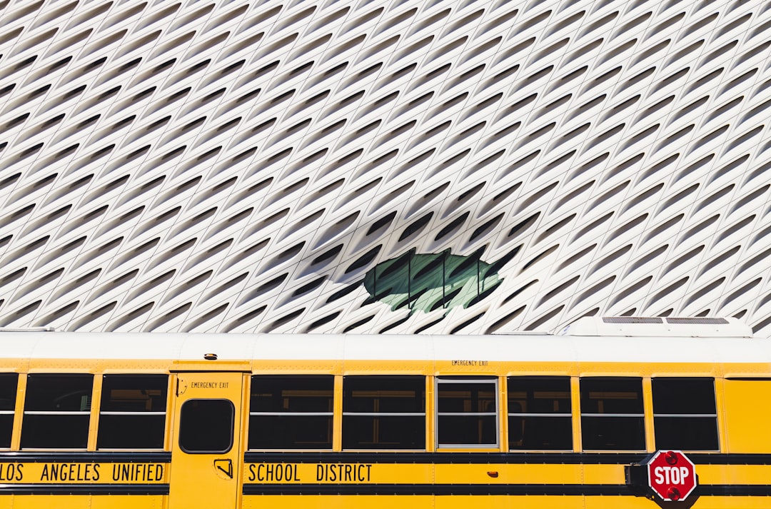 schools in the outer banks